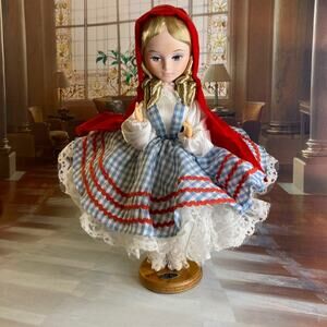 Vintage 70s Bradley Dolls 12" Little Red Riding Hood #SD-436 w/Box EUC